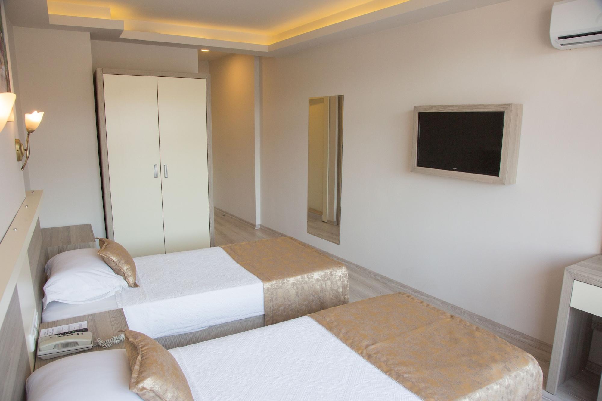 Готель Seren Sari 3*